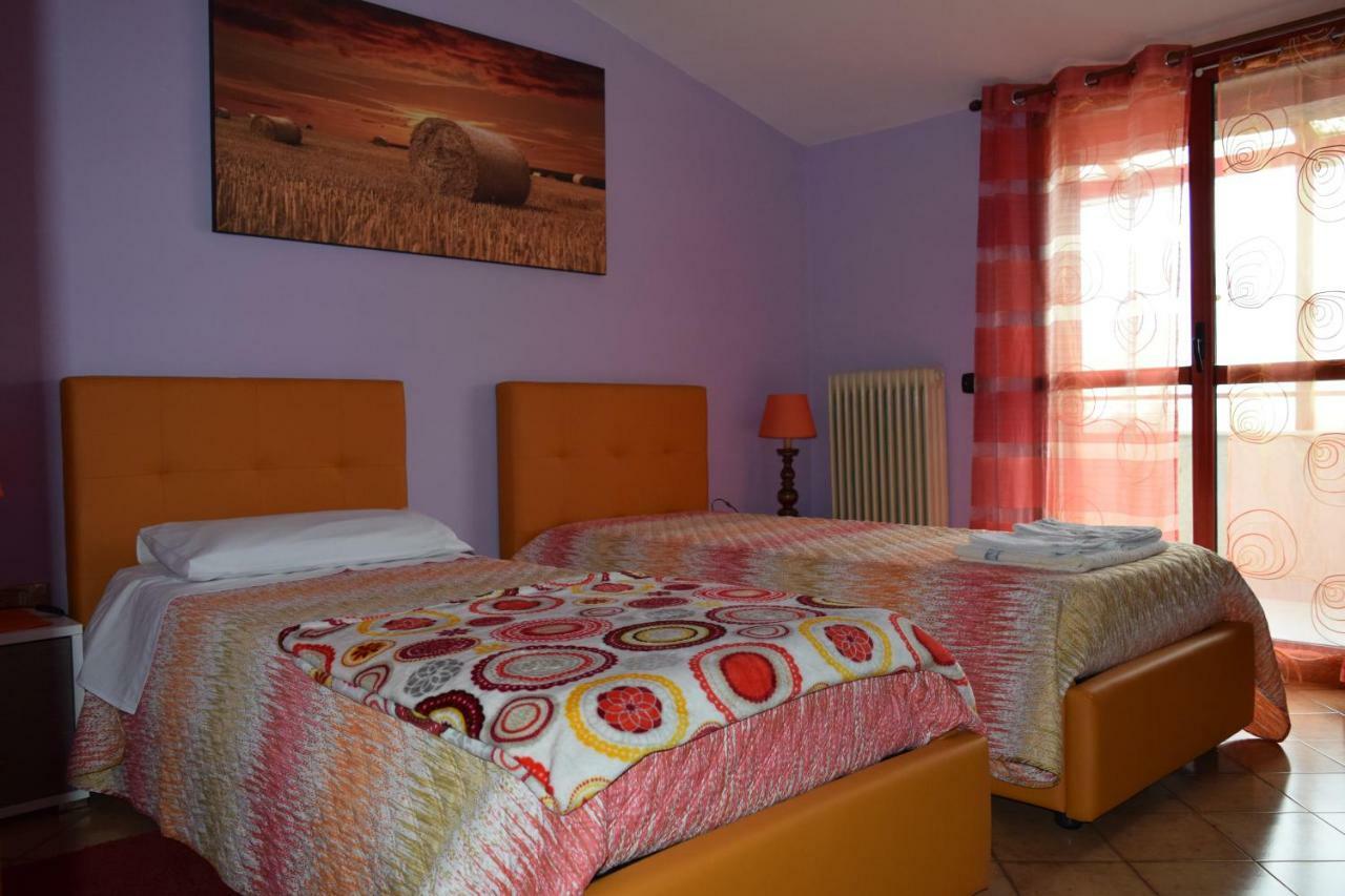 カゼルタ Amici Di Hackert Bed & Breakfast エクステリア 写真