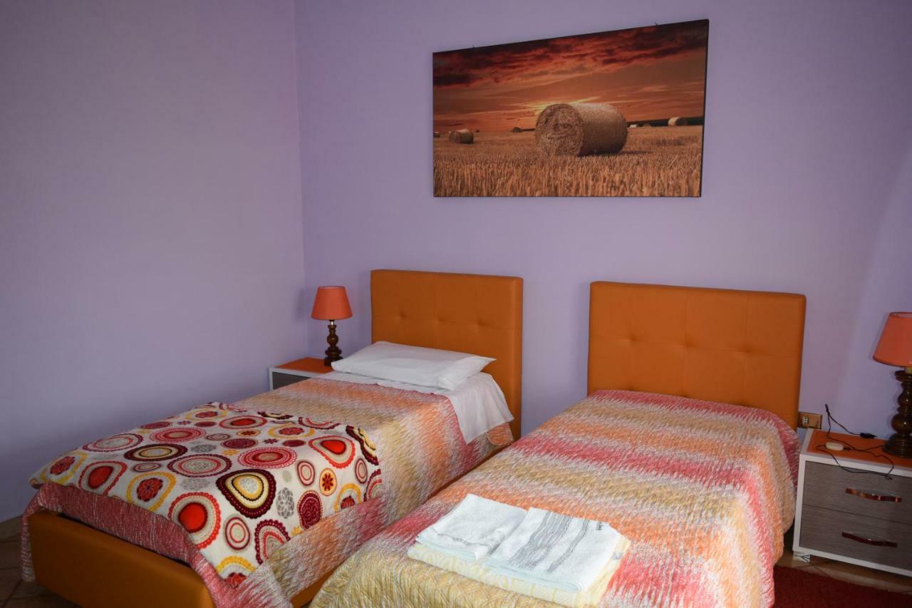 カゼルタ Amici Di Hackert Bed & Breakfast エクステリア 写真
